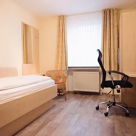 Hotel Hotel-pension Am Boehmepark 3*