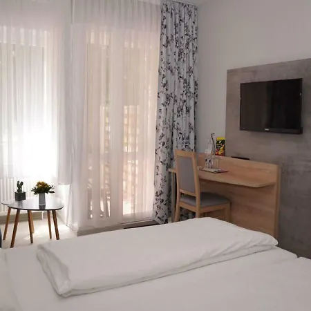 Hotel-pension Am Boehmepark 3* Soltau