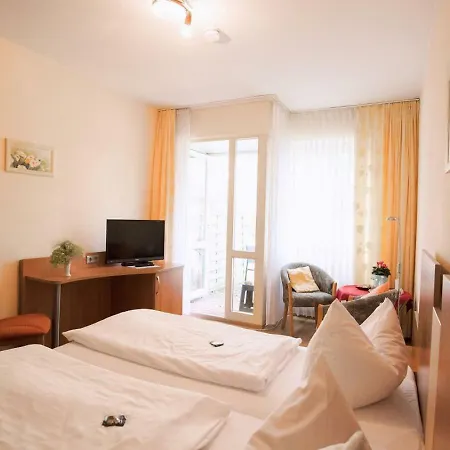 Hotel-pension Am Boehmepark Szálloda 3*